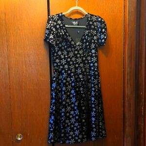 Hell Bunny Back Velvet Snowflake Dress M